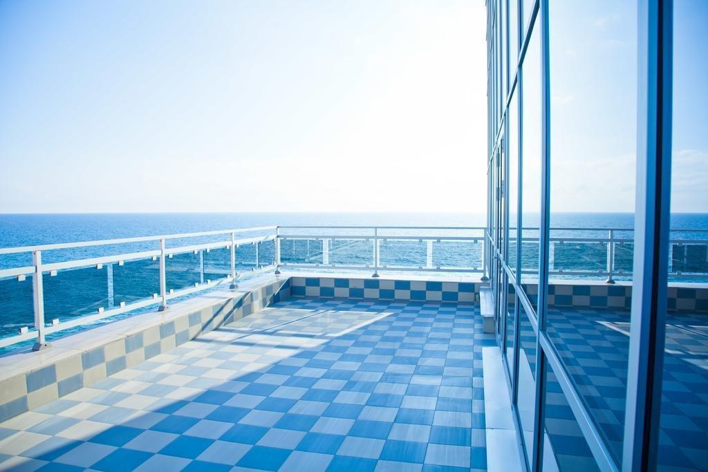 Caspian Riviera Grand Palace Hotel 악타우 외부 사진 The observation deck