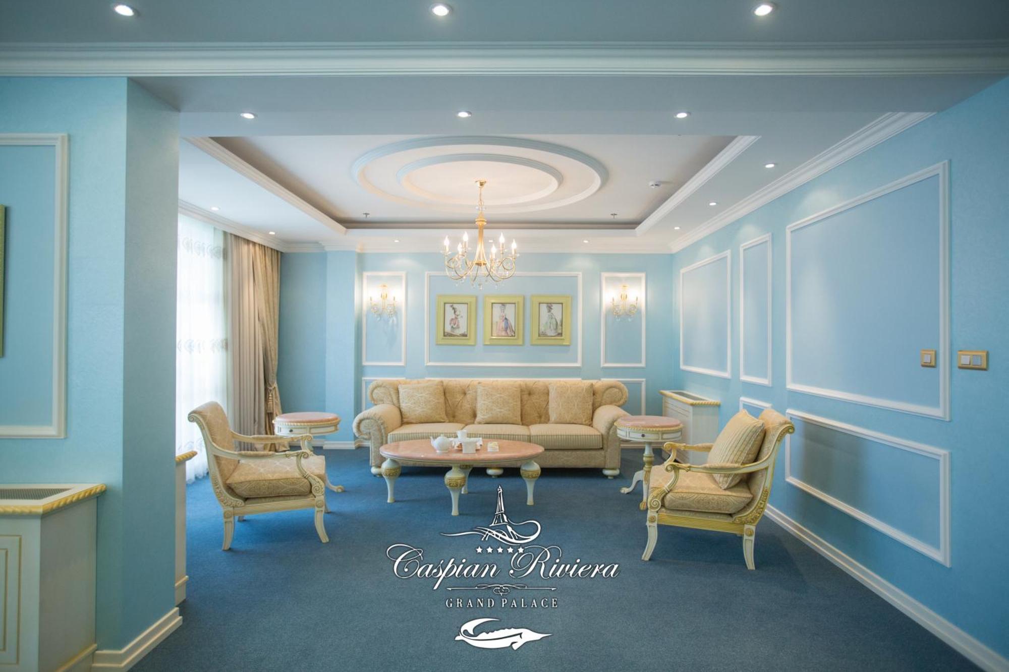 Caspian Riviera Grand Palace Hotel 악타우 외부 사진 A room at the hotel